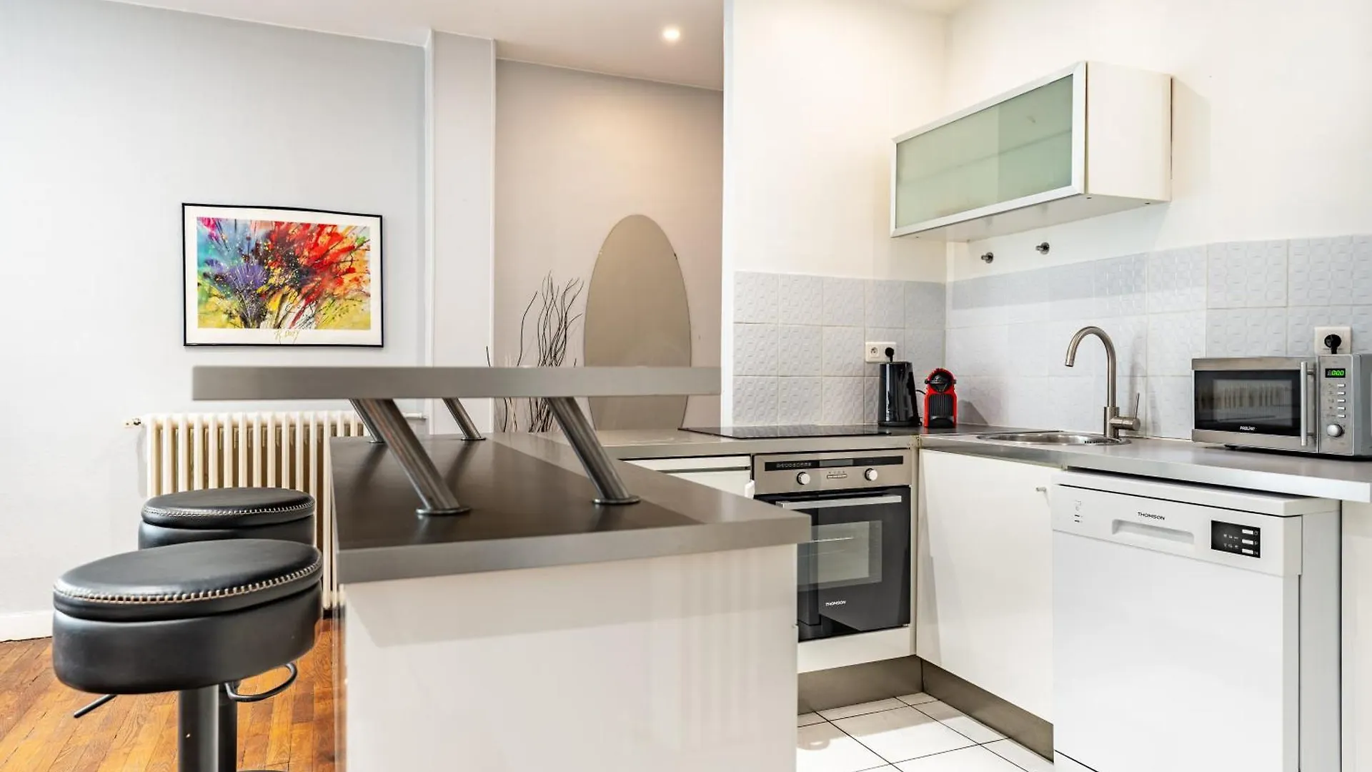 Elegant Studio Saint-Dominique Parijs Appartement